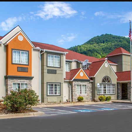 Quality Inn & Suites Maggie Valley - Cherokee Area Exterior foto